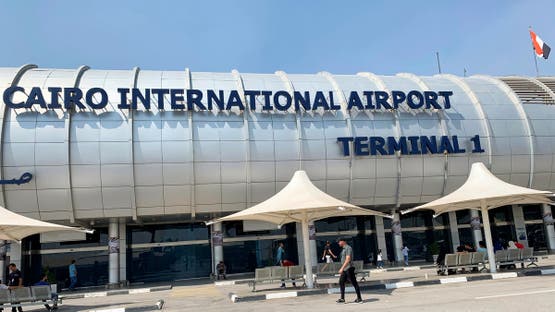 وداعاً للورق.. مصر تلغي “كارت الجوازات” نهائياً في المطارات القرار يدخل حيز التنفيذ الفعلي في نهاية يناير الجاري